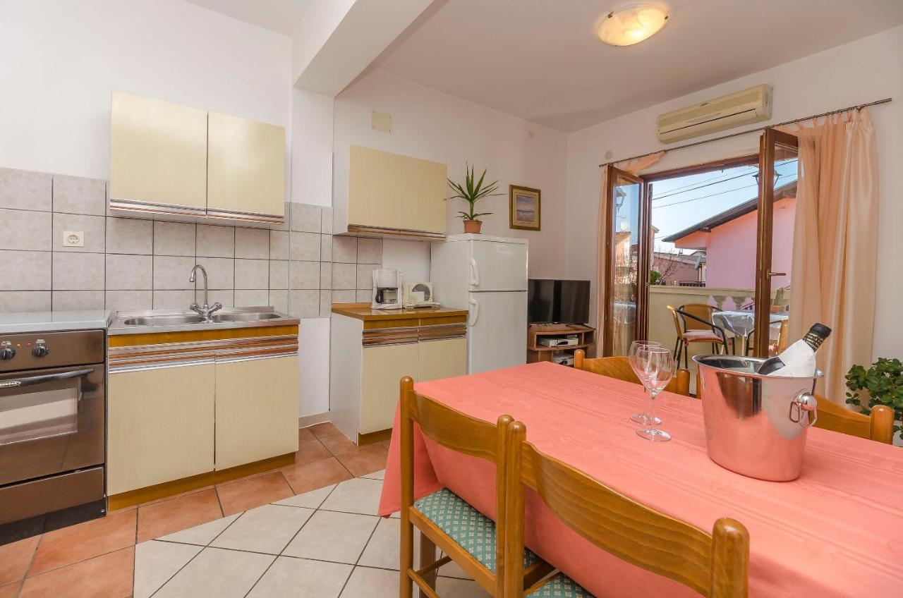 Apartments Villa Estella Srima Dış mekan fotoğraf